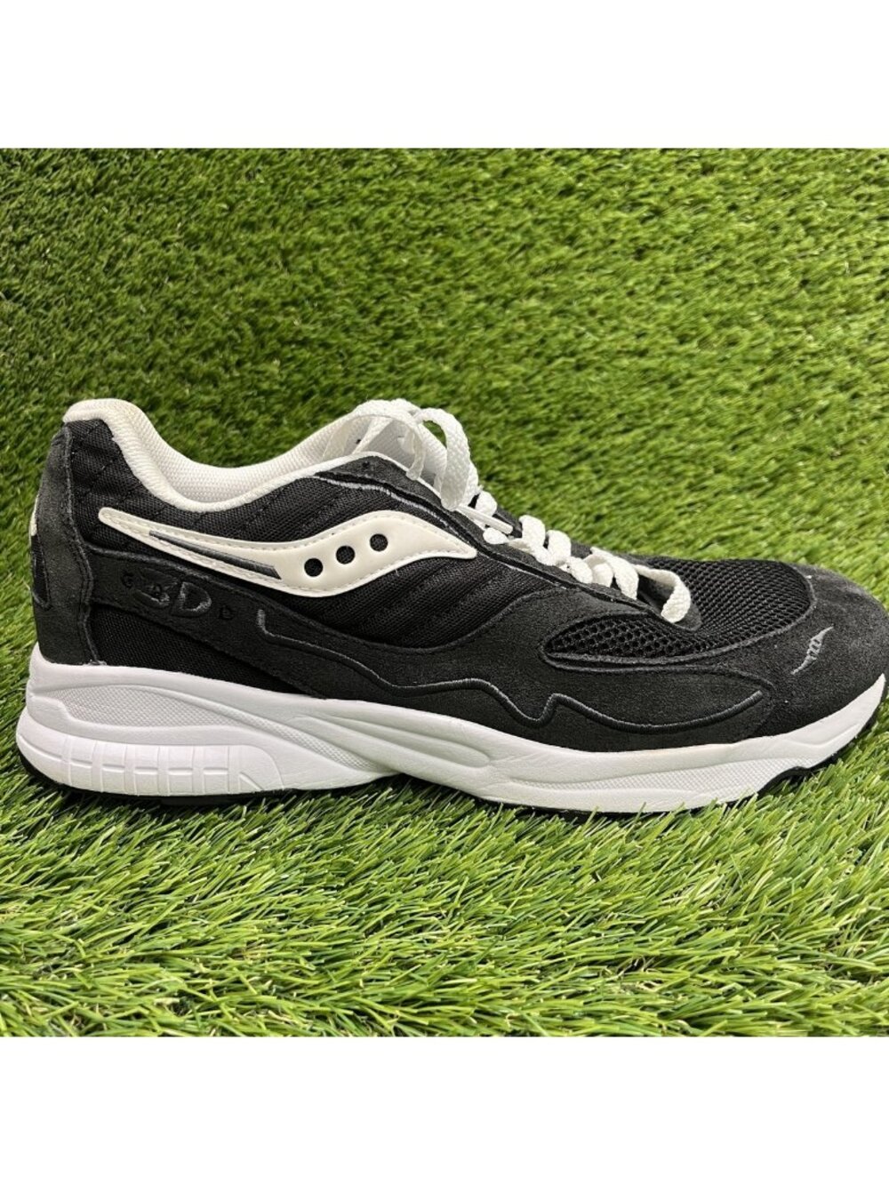 Saucony 3D Grid Hurricane Mens Size 11 Black Athletic Running Shoes Sneakers